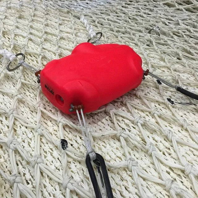 SS4 sensor mounted on a trawl net with the ScanSafe mounting kit